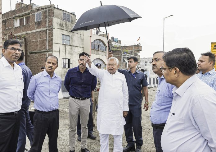 Bihar CM inspects Patna Junctions subway in progress