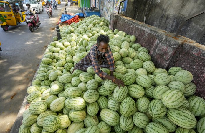 Weather: Hot day in Chennai
