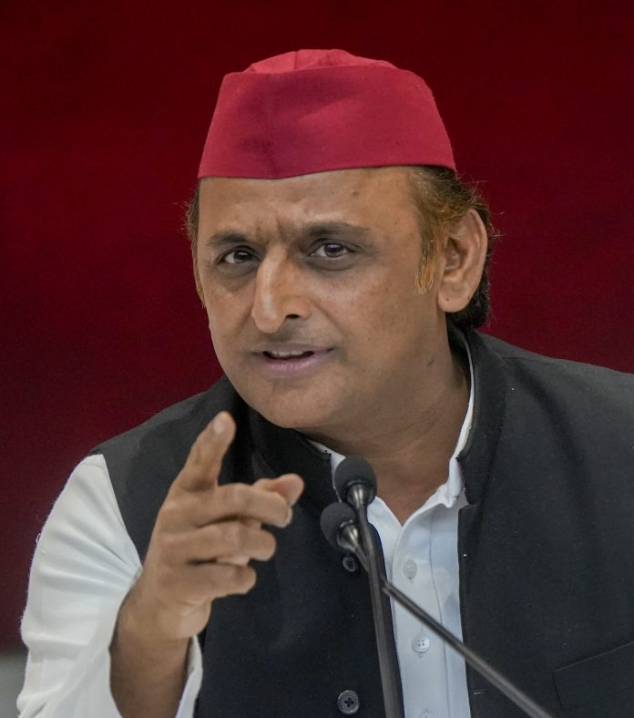 Akhilesh Yadav PC