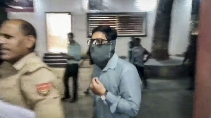 Bank employee steals lakhs from Mathura temple