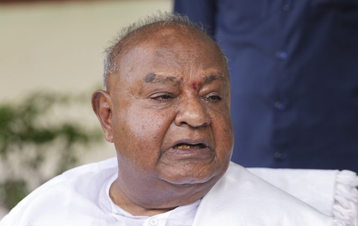 HD Deve Gowda addresses media