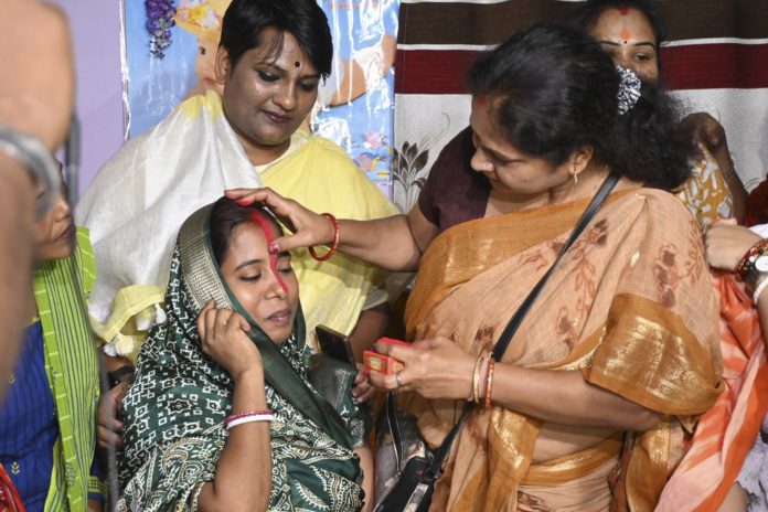 BSF jawan handed over: Family celebrates