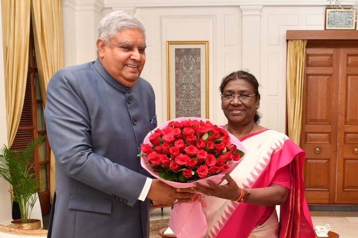President Murmu greets VP Dhankhar