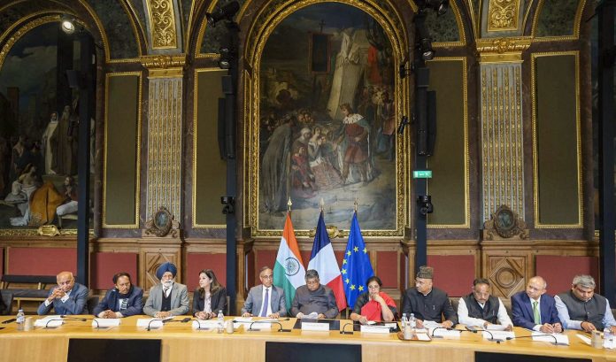 Multi-party delegation in France