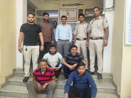 Delhi: Driver, accomplice arrested for 'choking, robbing' passengers in moving auto