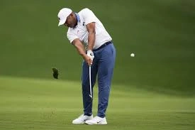 PGA Championship scorecards don''t have pictures. Vegas and Poston make a 3 very different ways