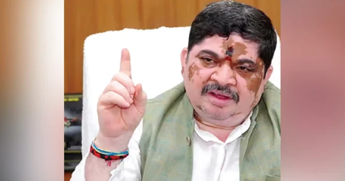 Transport minister proposes developing RTO land on PPP model to prevent encroachments