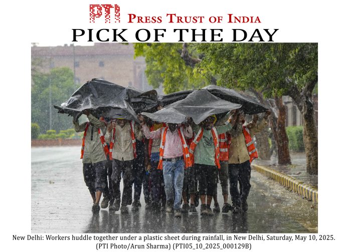 Weather: Rain in Delhi