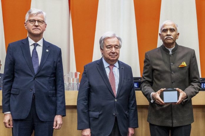 GyodUxsw-breaking_news-768x509 (1).jpg