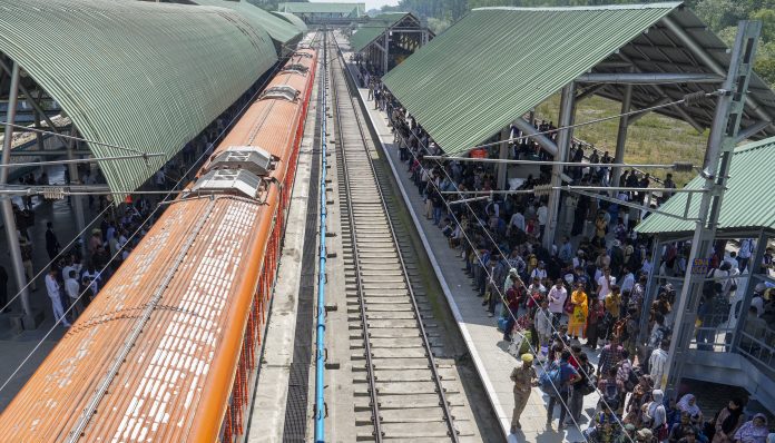Katra-Srinagar Vande Bharat service inauguration