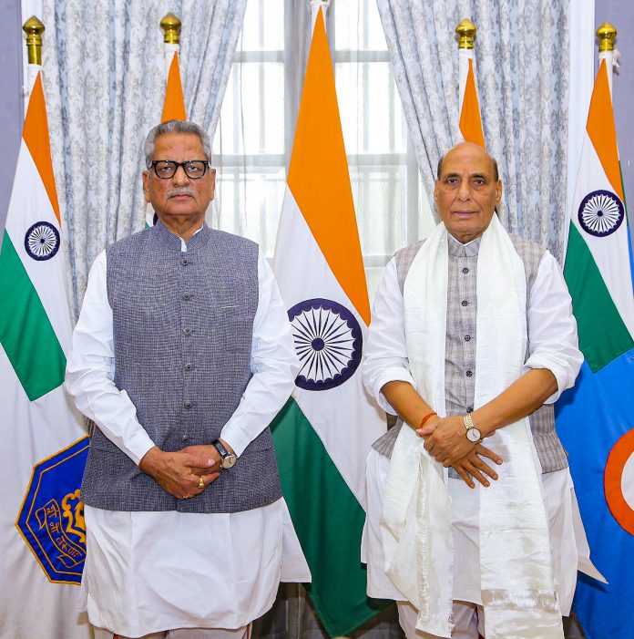 Rajnath Singh, Om Prakash Mathur meet