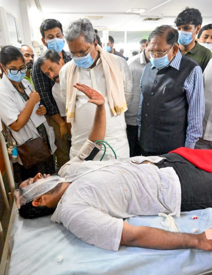 RCB felicitation: Stampede near Bengaluru stadium