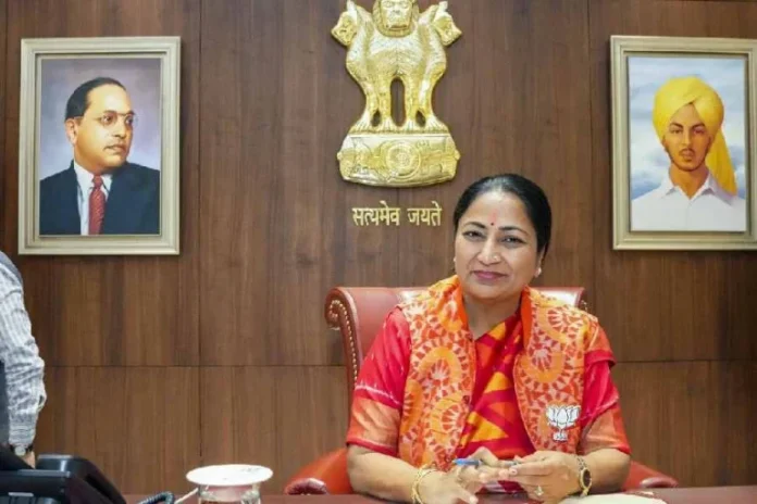 1740115781_rekha-gupta-pti-768x512