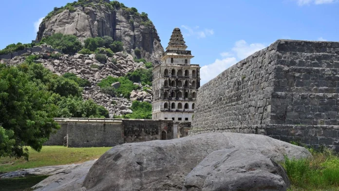 2786_20_9_2024_13_28_12_3_09PY20GINGEEFORT13