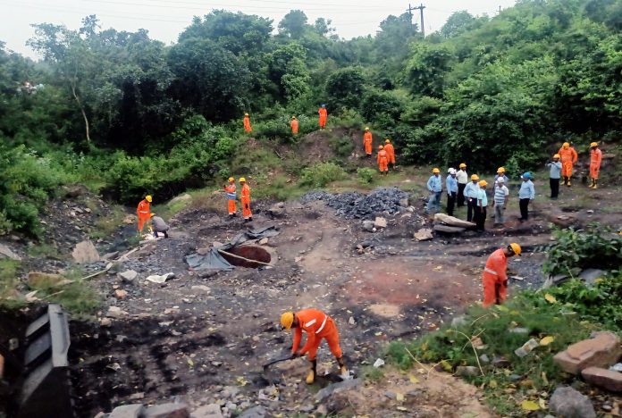 Alleged illegal coal mine collapses in Dhanbad
