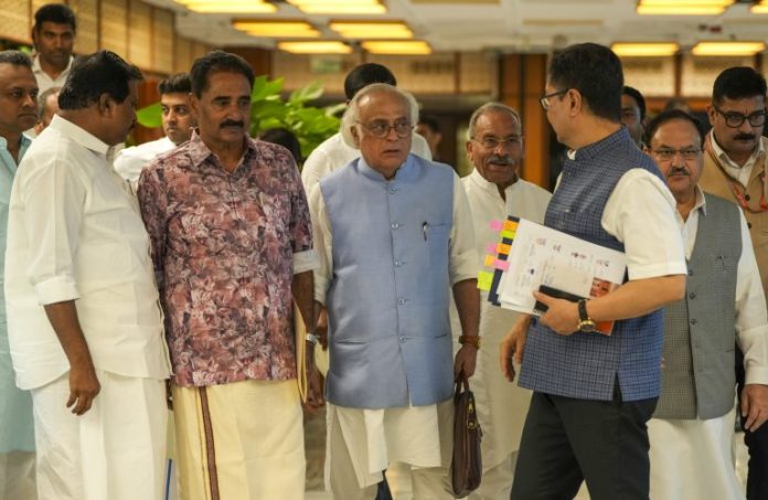 ZvrspbCY-breaking_news-768x500 (1)