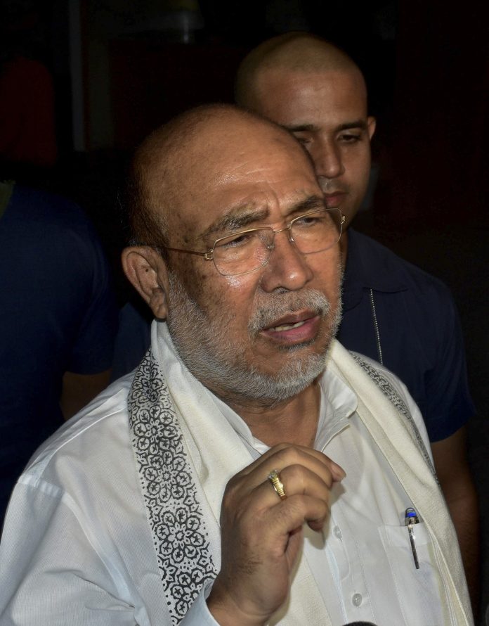 M7Q5YX3E-breaking_news-696x890