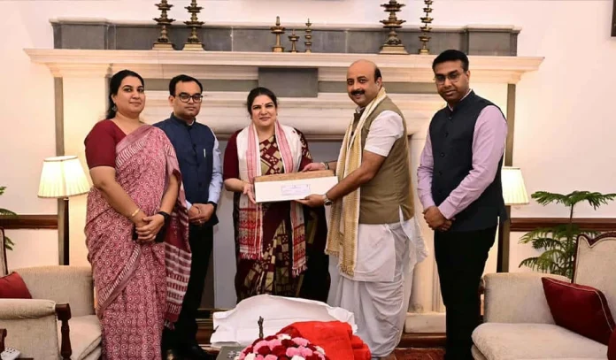 Sanchipat-manuscripts-from-Assam