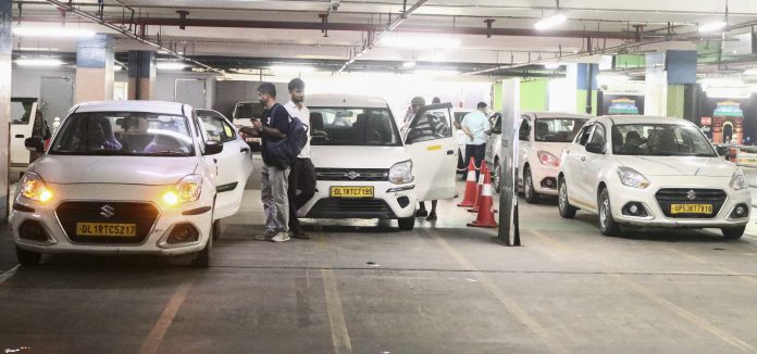 Govt allows cabs to charge 2X base fare during peak hours