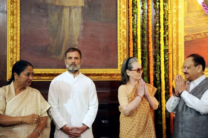 breaking_news-982-768x512