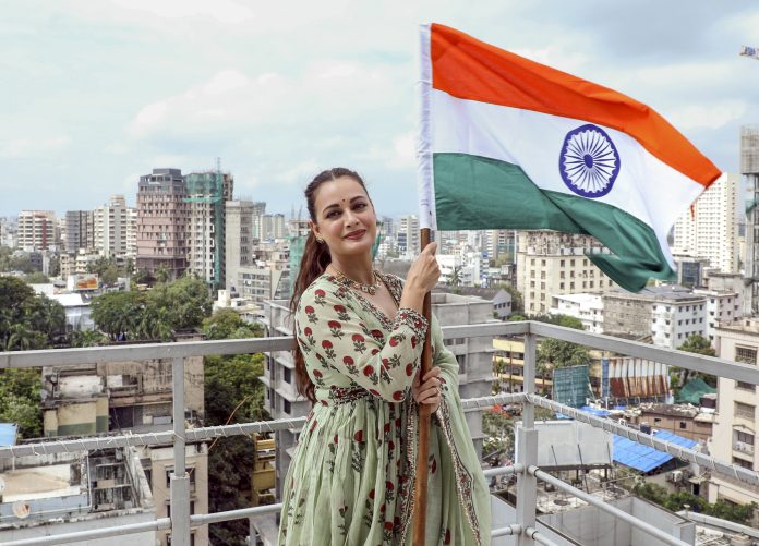 Dia Mirza celebrates I-Day eve in Mumbai