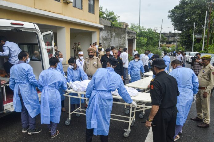 32 died in Vaishno Devi shrine landslide