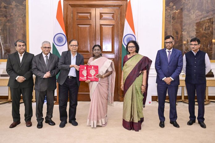 Finance Commission presents its report to prez Murmu