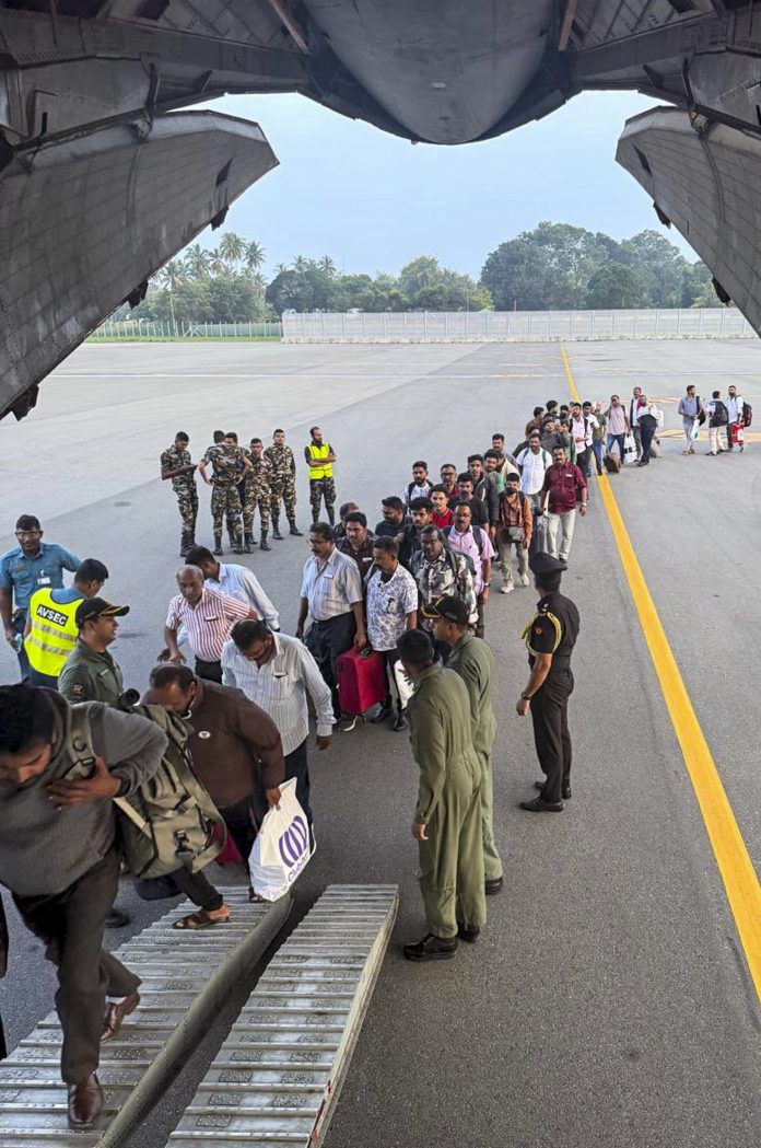 Cyclone in Sri Lanka
