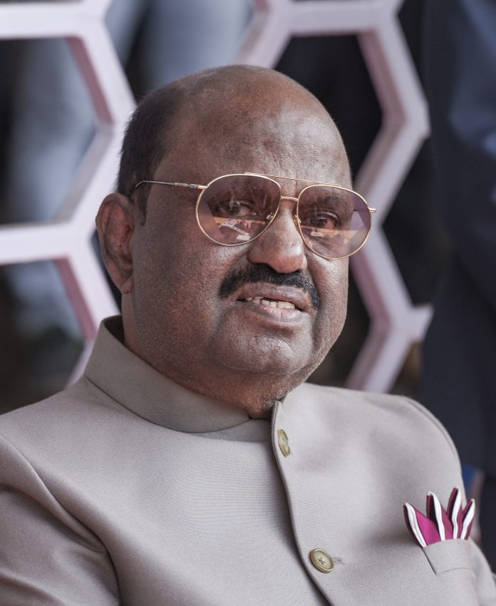 C.V. Ananda Bose visits Salt Lake stadium