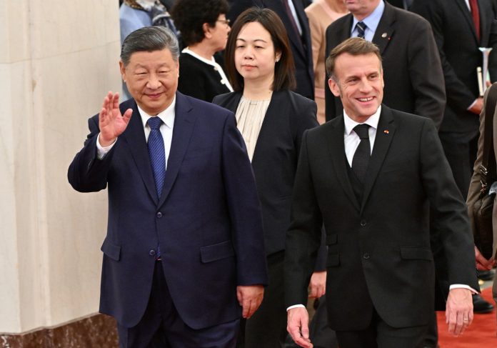 Emmanuel Macron visits China