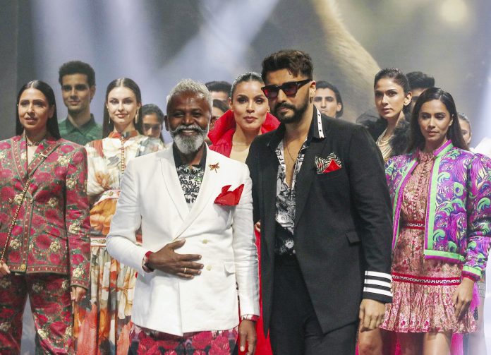 Tech Fashion Tour in Mumbai