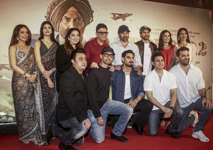 Special screening of film 'Border 2'
