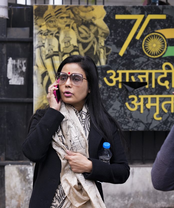 Detained TMC MPs released from police station in Delhi