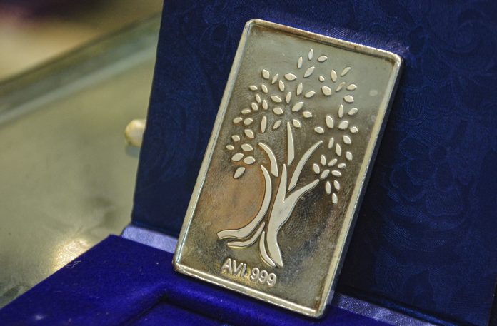 Silver prices rise in India