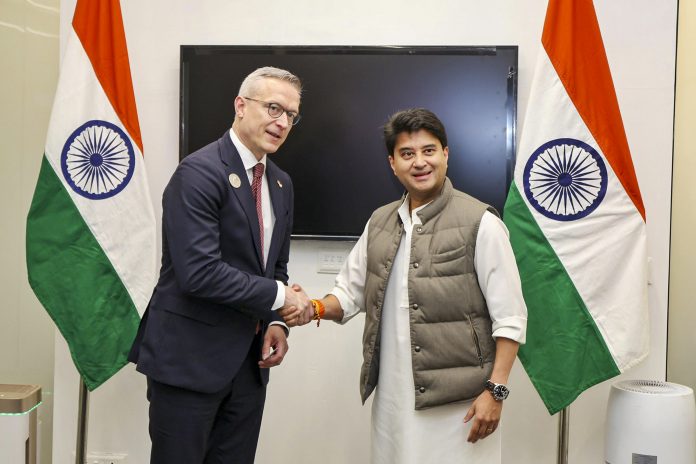 Jyotiraditya Scindia meets Karsten Wildberger