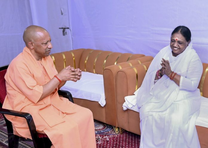 Yogi Adityanath meets Mata Amritanandamayi