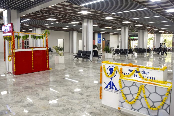 Naidu inaugurates key passenger facilities at Bhopal airport