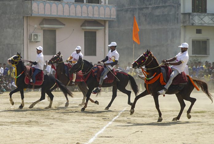 Horse racing competition in Varanasi