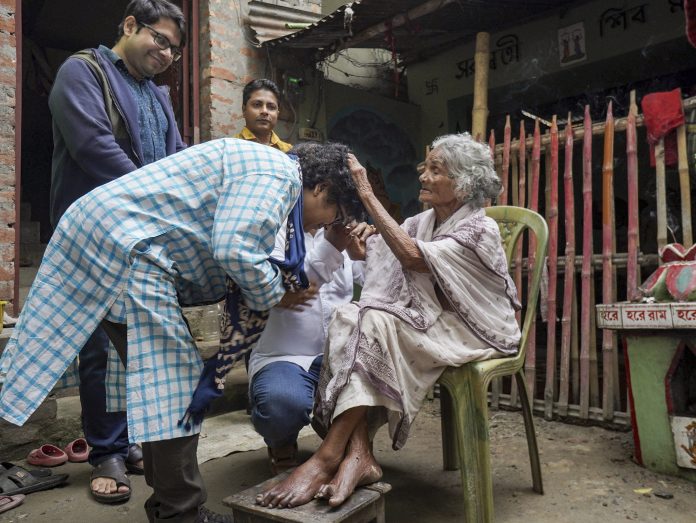 WB Polls: TMC's Arpita Ghosh campaigns in Balurghat