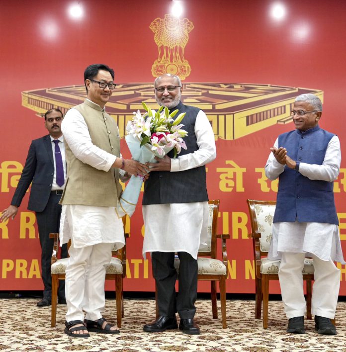 VP Radhakrishnan hosts a farewell dinner for retiring RS MPs