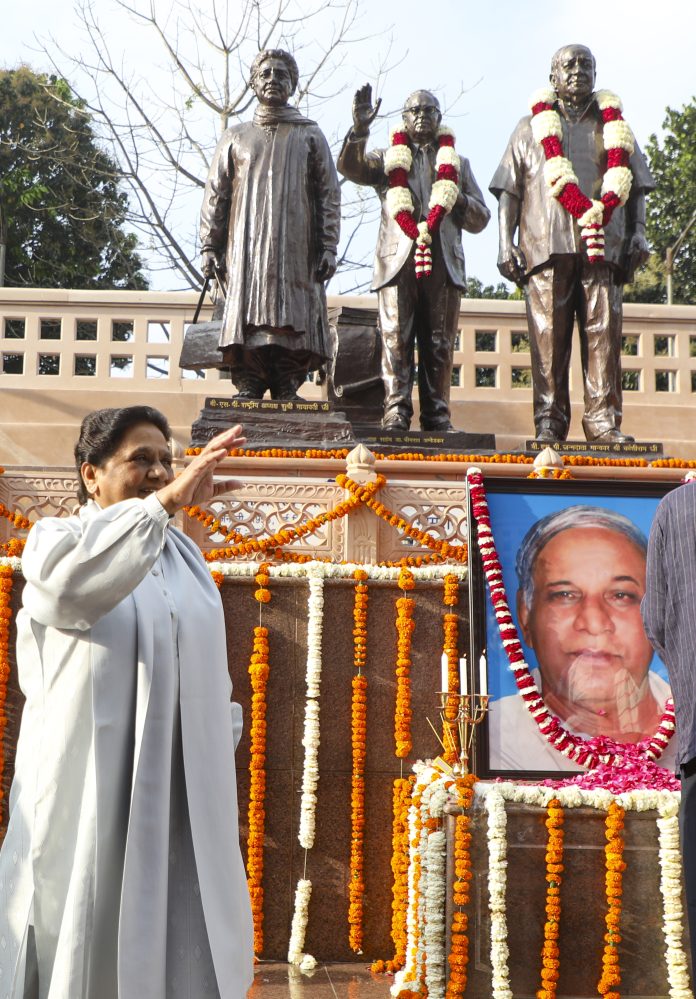 Mayawati pays tributes to Kanshi Ram