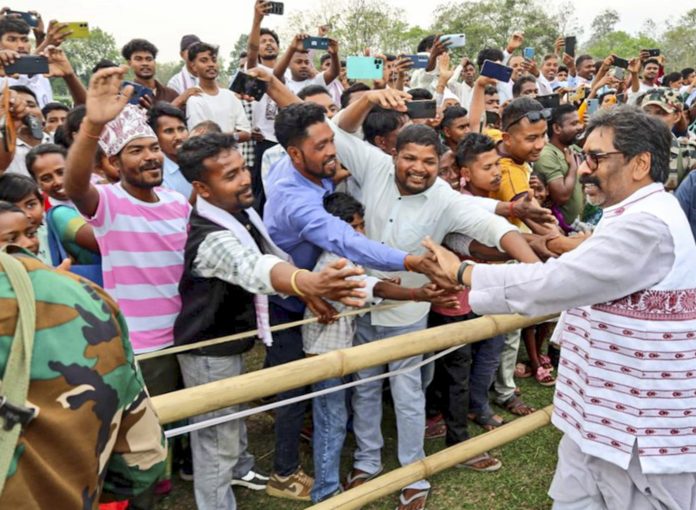 Assam polls: J'khand CM Soren campaigns