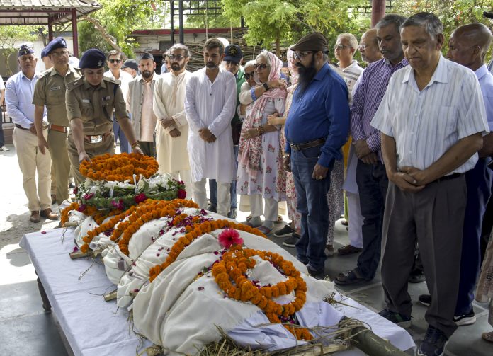 Mukesh Joshi's last rites